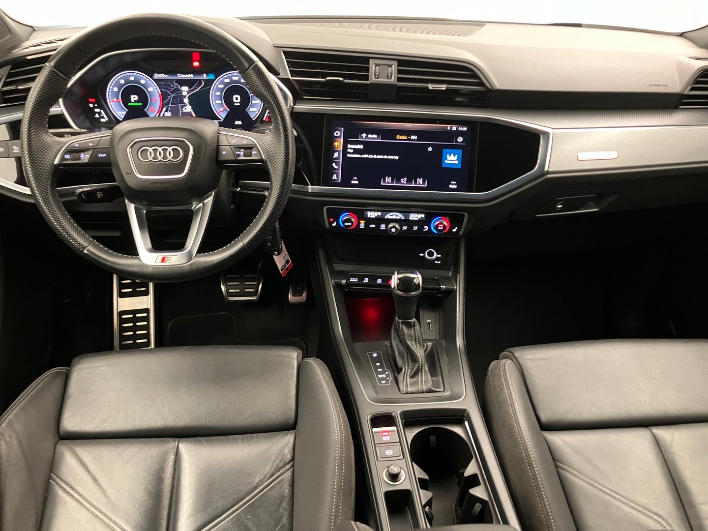Audi Q3 Sportback 35 TFSI S line | Bild 12 von 29