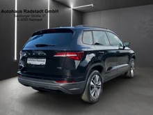 Škoda Karoq 4x4 Ambition TDI DSG in 1Z Schwarz-Magic Perleffekt