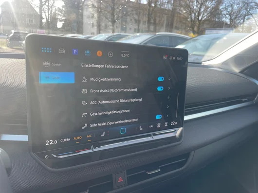 Bild eines T-Roc Life eTSI DSG