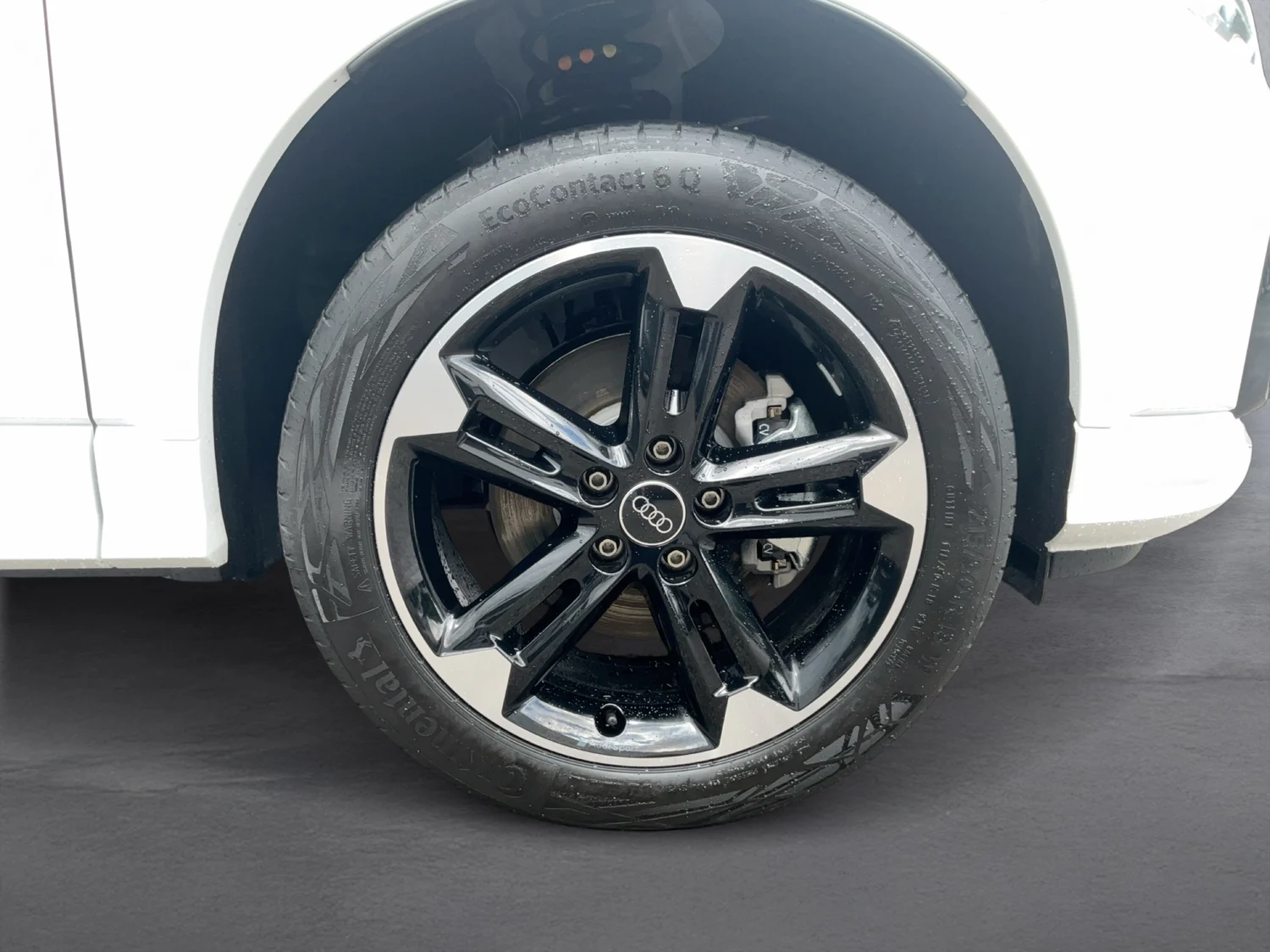 Bild eines Audi Q2 35 TDI quattro admired