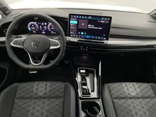 VW Golf Sport mHEV TSI DSG in Mondsteingrau Dach schwarz