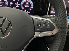 VW Golf Sport mHEV TSI DSG in Mondsteingrau Dach schwarz
