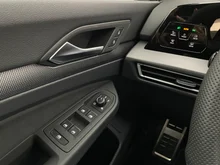 VW Golf Sport mHEV TSI DSG in Mondsteingrau Dach schwarz