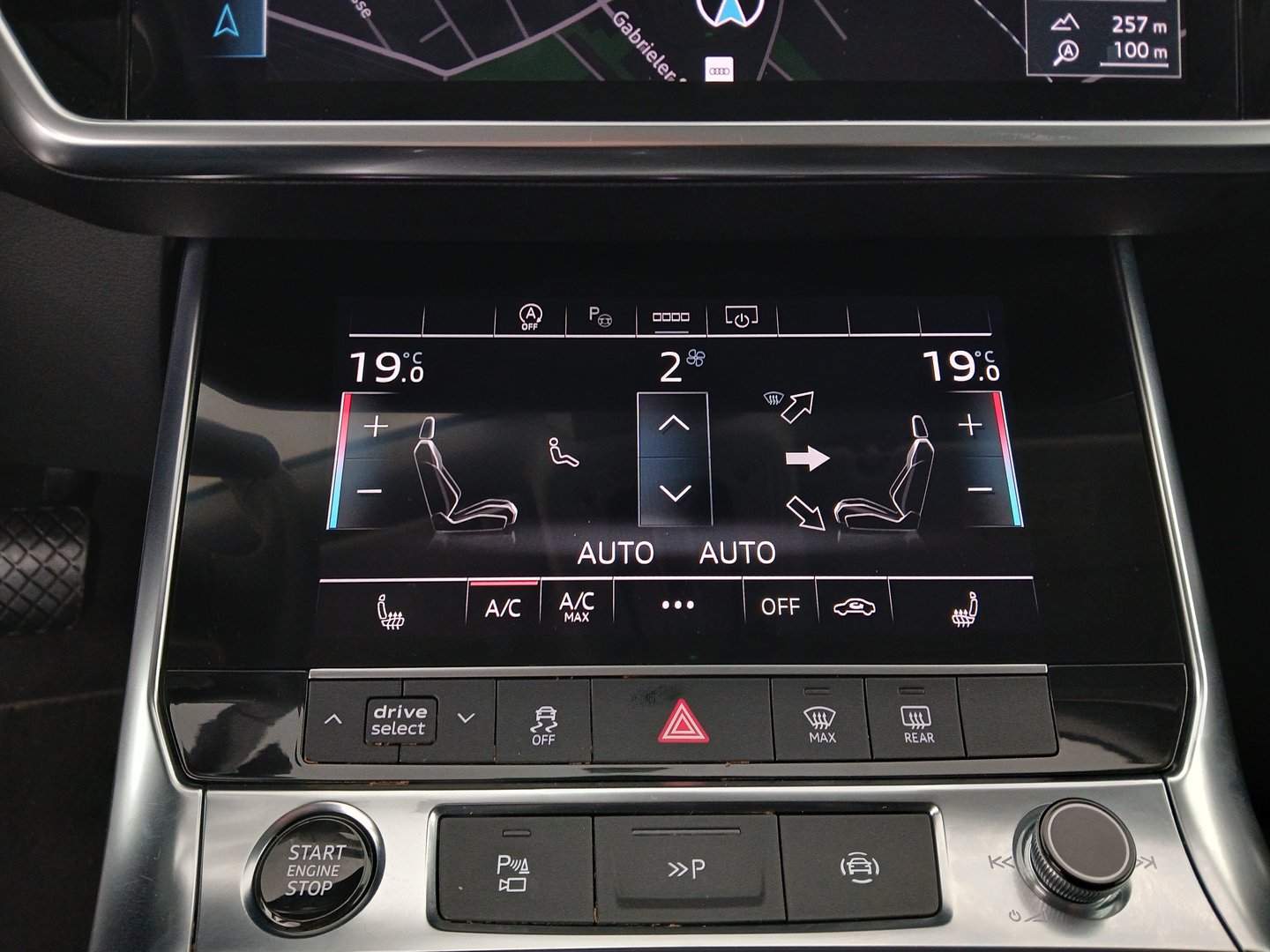 Audi A6 2.0 TDI ultra | Bild 28 von 33