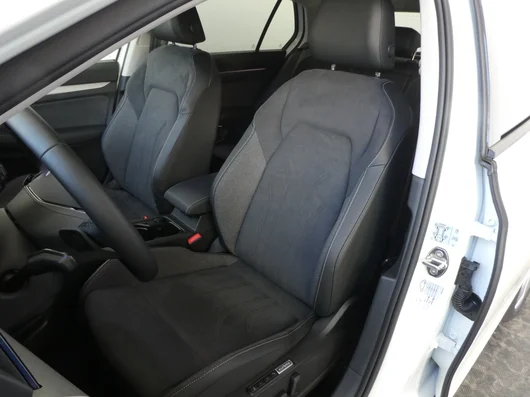 Bild eines VW Golf Rabbit eHybrid DSG 150 kW