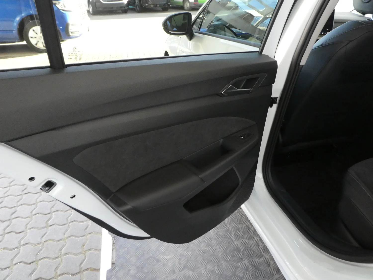 Bild eines VW Golf Rabbit eHybrid DSG 150 kW