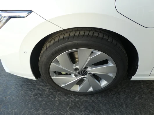 Bild eines VW Golf Rabbit eHybrid DSG 150 kW