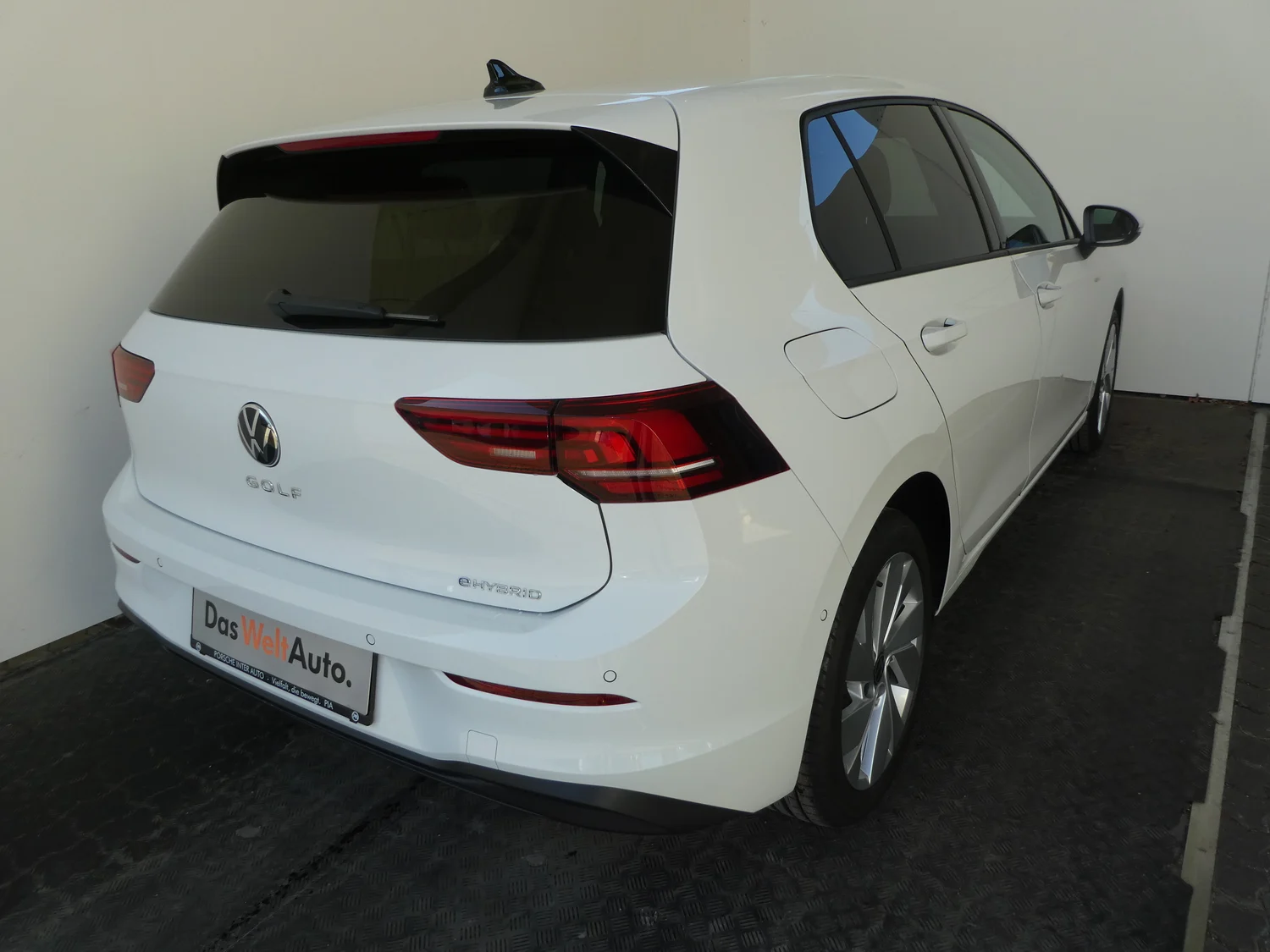 Bild eines VW Golf Rabbit eHybrid DSG 150 kW