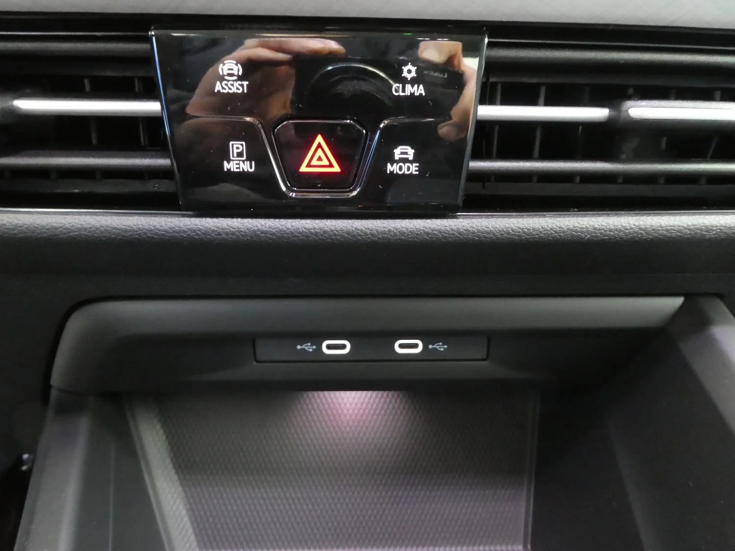 Bild eines VW Golf Rabbit eHybrid DSG 150 kW