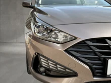 Hyundai i30 Trend in dunkelbraun - metallic