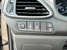 Hyundai i30 Trend in dunkelbraun - metallic