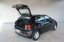 VW Polo 4Me in Deep Black Perleffekt