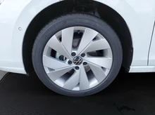 Thumbnail-Foto von Fahrzeug