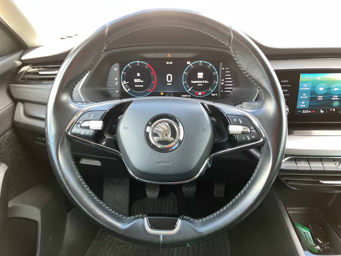 Škoda OCTAVIA Combi Business TDI | Bild 11 von 24