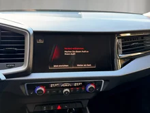 Audi A1 Sportback 25 TFSI intense in Cortinaweiss