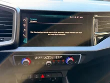 Audi A1 Sportback 25 TFSI intense in Cortinaweiss