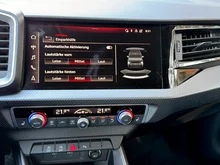 Audi A1 Sportback 25 TFSI intense in Cortinaweiss