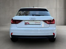 Audi A1 Sportback 25 TFSI intense in Cortinaweiss