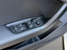 Audi A1 Sportback 25 TFSI intense in Cortinaweiss