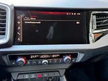 Audi A1 Sportback 25 TFSI intense in Cortinaweiss