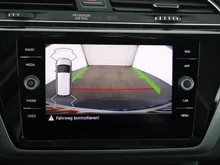 VW Touran Sky TDI DSG in DELFINGRAU METALLIC