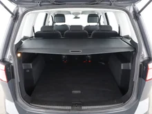 VW Touran Sky TDI DSG in DELFINGRAU METALLIC