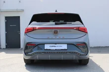 CUPRA Born 58/62 e-Boost 170kW/231PS in Mondstein-Grau