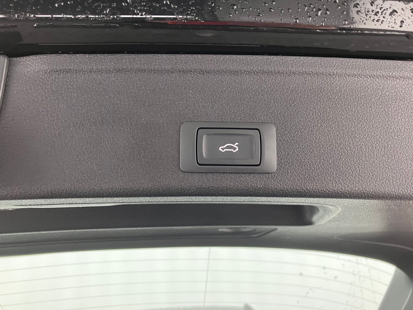 Audi A4 Avant 35 TFSI S line | Bild 10 von 12