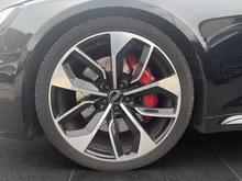 Audi RS4 Avant RS 4 Avant in mythosschwarz metallic