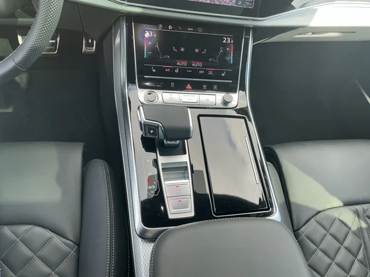 Bild eines Audi Q8 50 TDI quattro