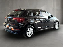 VW Polo in Deep Black Perleffekt