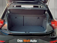 VW Polo in Deep Black Perleffekt