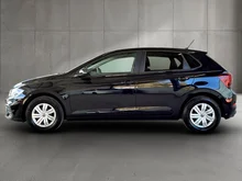 VW Polo in Deep Black Perleffekt