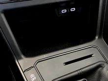 VW Polo in Deep Black Perleffekt