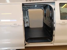 VW Kastenwagen Transporter Kastenwagen TDI in Clear White