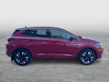 Opel Grandland X Business Elegance in Rot