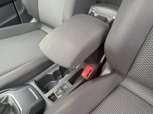 VW T-Roc TSI OPF in Deep Black Perleffekt