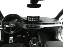 Audi A4 Avant 35 TDI S line in T9 Ibisweiß