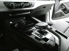 Audi A4 Avant 35 TDI S line in T9 Ibisweiß