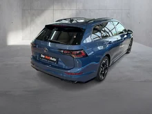 VW Golf Variant Sport mHeV DSG in Anemonenblau Metallic