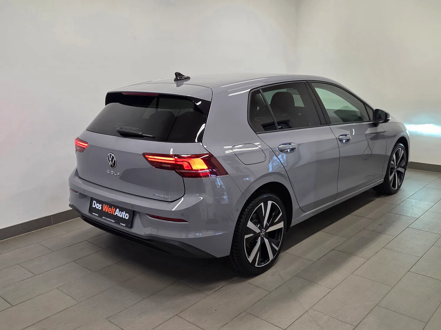 Bild eines Golf Rabbit eHybrid DSG 150 kW