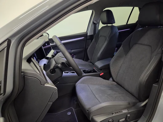 Bild eines Golf Rabbit eHybrid DSG 150 kW