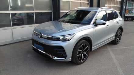 VW Tiguan R-Line eTSI DSG