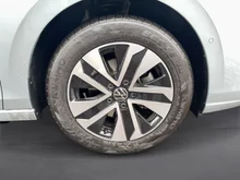 VW Golf Variant Business mHeV TSI DSG in Oyster Silver Metallic
