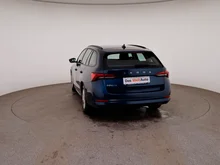 Škoda Octavia Combi Ambition TDI in LAVA-BLAU METALLIC
