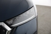 Škoda Octavia Combi Ambition TDI in LAVA-BLAU METALLIC