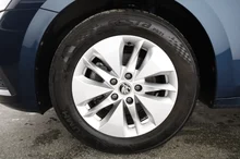 Škoda Octavia Combi Ambition TDI in LAVA-BLAU METALLIC
