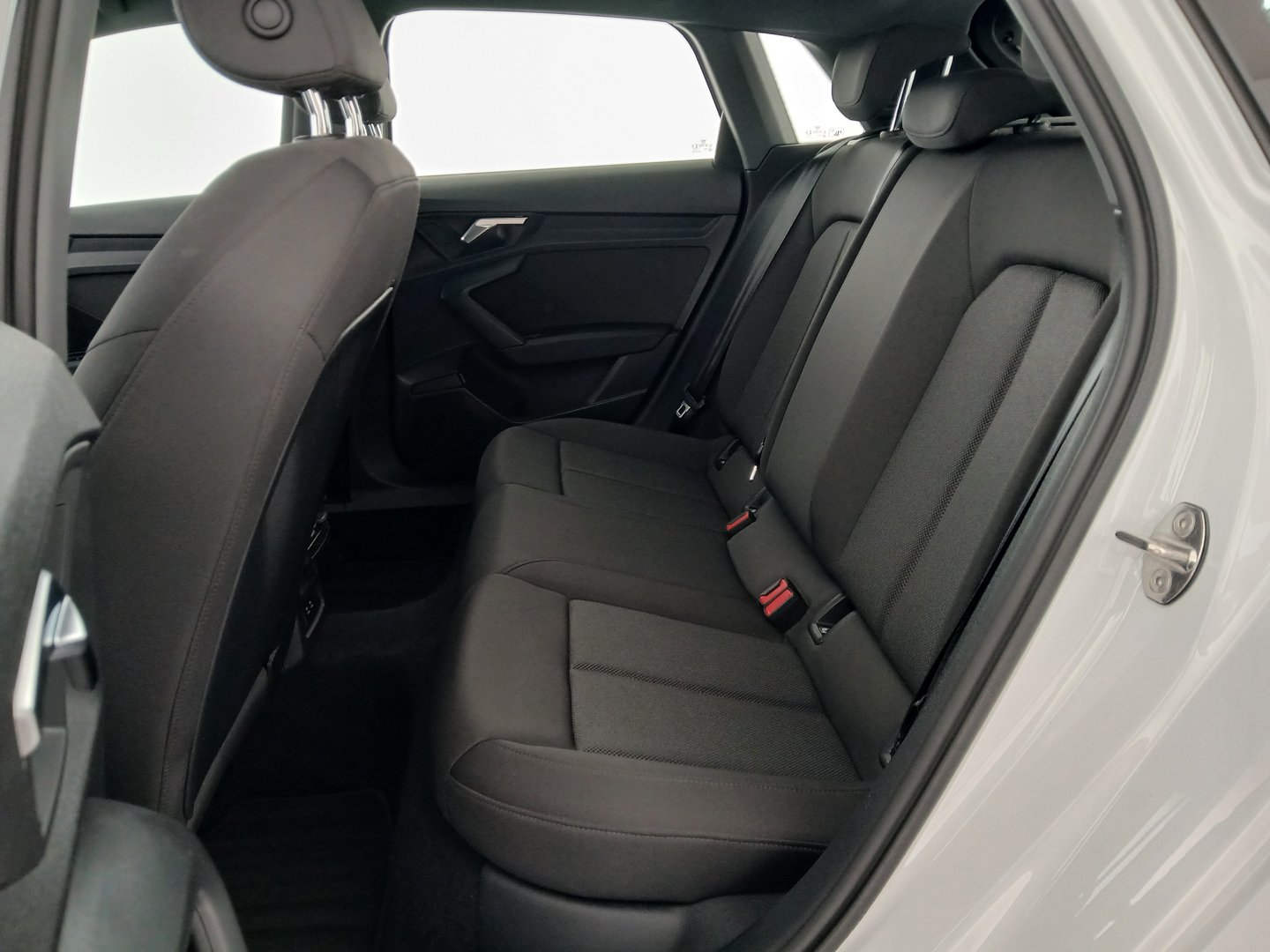 Audi A3 Sportback 30 TFSI | Bild 29 von 32