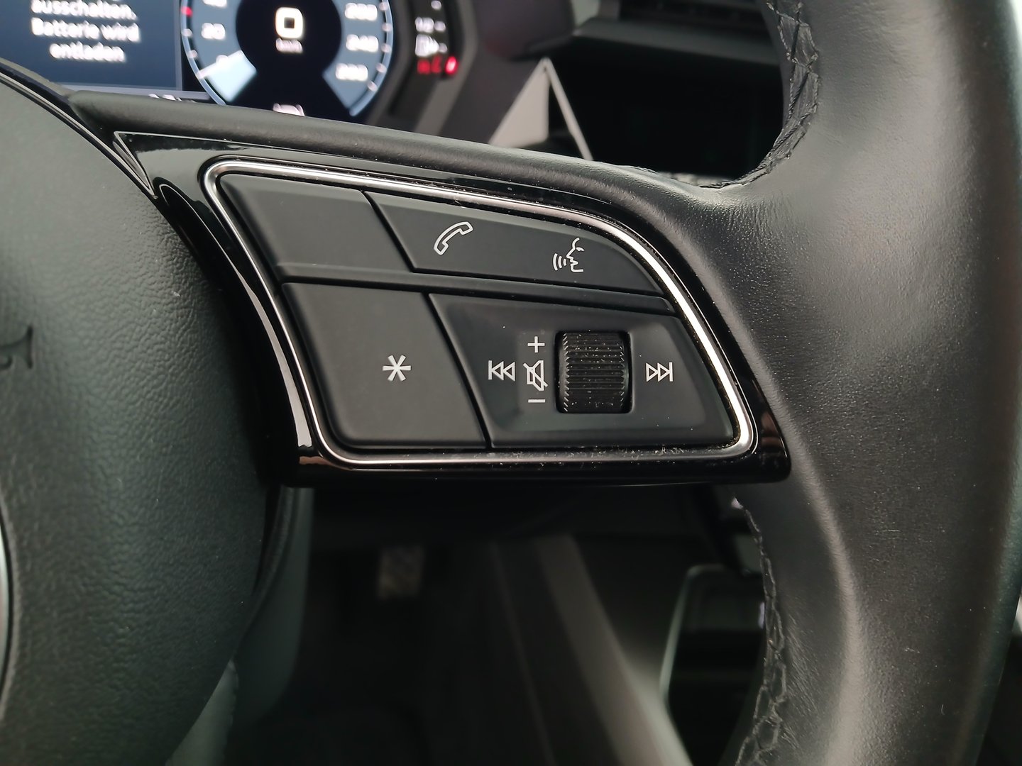 Audi A3 Sportback 30 TFSI | Bild 17 von 32