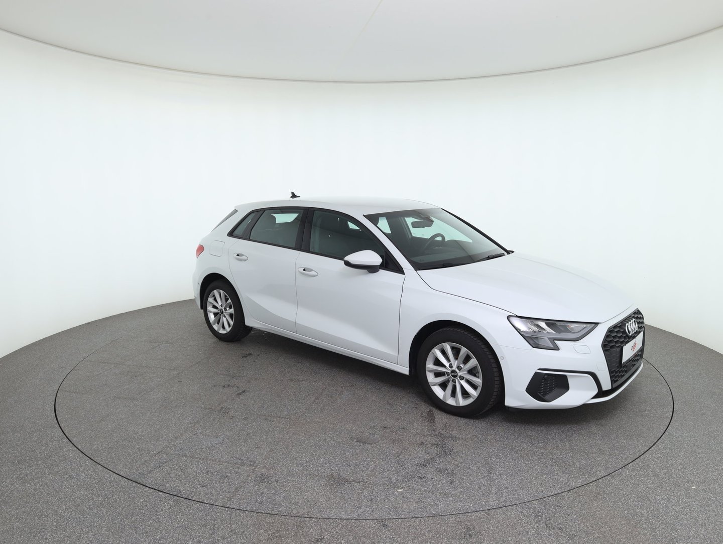 Audi A3 Sportback 30 TFSI | Bild 3 von 32
